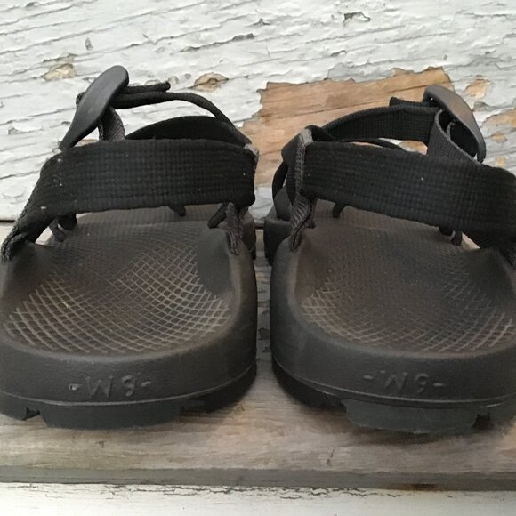 Vibram Black Adjustable Strap Sandals - Picture 5 of 5